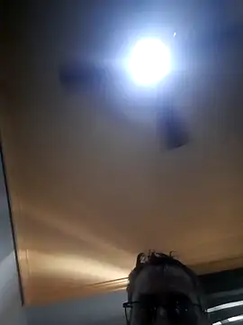 Snapshot of Colorao4 chatting on 10-14-25, 11:33 Colorao4 online show from 10-14-25, 11:33