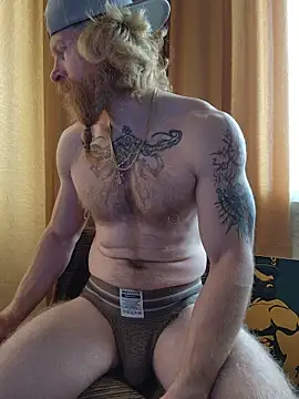 Gingerbeard40 online show from 04-18-26, 05:22