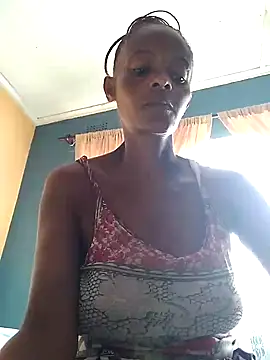 Snapshot of sweets_80 chatting on 12-15-24, 07:57 sweets 80 online show from 12-15-24, 07:57