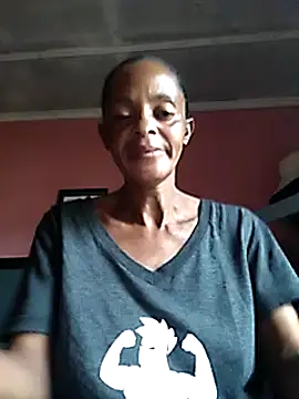 Snapshot of sweets_80 chatting on 01-12-25, 04:29 sweets 80 online show from 01-12-25, 04:29