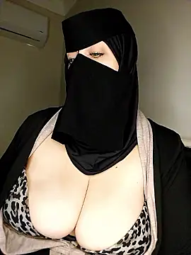 -Arab milf- online show from 12-07-24, 08:33