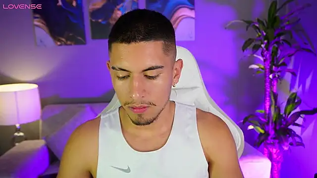 Aaronfox x online show from 01-08-25, 02:35