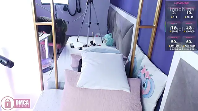 brigiitte rohan online show from 03-23-25, 02:59