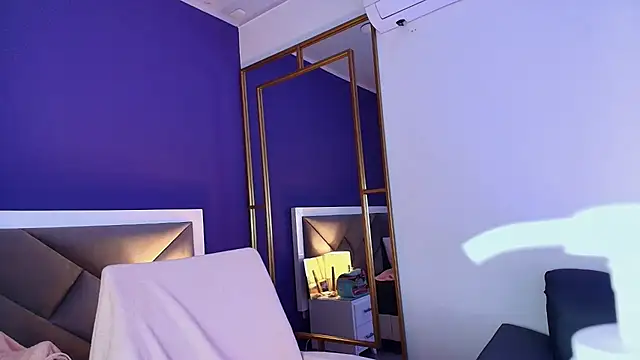 brigiitte rohan online show from 10-07-25, 02:53