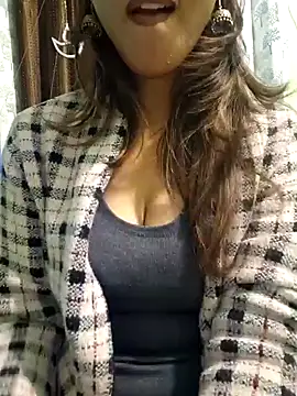 MIss-Naina online show from 12-27-24, 04:58