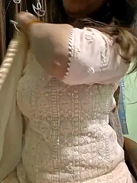 MIss-Naina online show from 12-29-24, 03:46