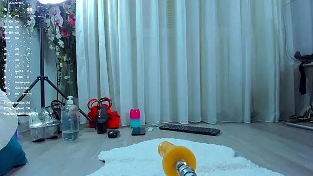 Snapshot of VivienCarter chatting on 01-04-25, 05:37 VivienCarter online show from 01-04-25, 05:37