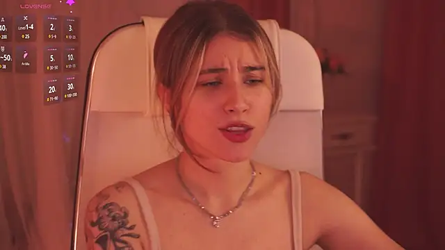 EllieCutes online show from 02-02-25, 05:59