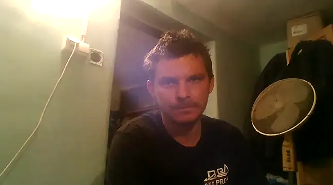 Snapshot of Richardxx29 chatting on 03-17-25, 08:51 Richardxx29 online show from 03-17-25, 08:51