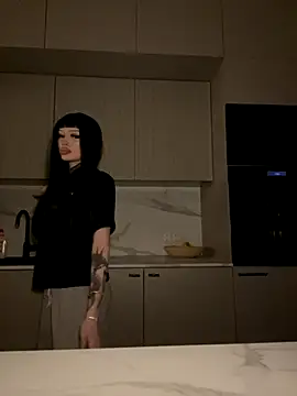 madelinexx online show from 11-07-25, 04:07