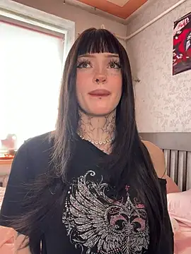 madelinexx online show from 06-24-26, 07:51