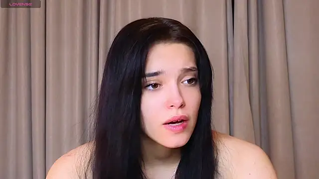 Snapshot of WildaBendell chatting on 02-12-25, 07:45 WildaBendell online show from 02-12-25, 07:45