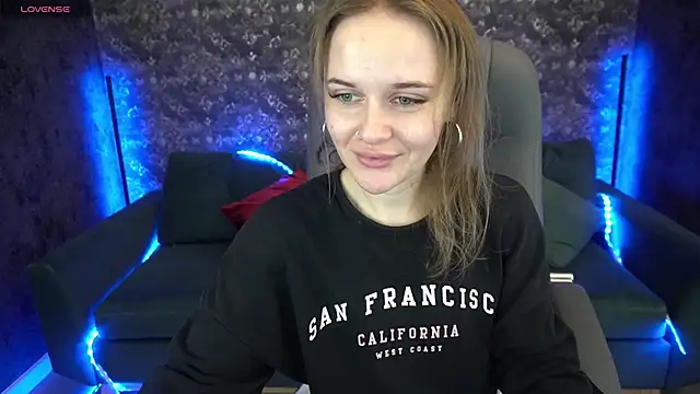 MaribelRiverr  online show from 12-22-24, 06:39