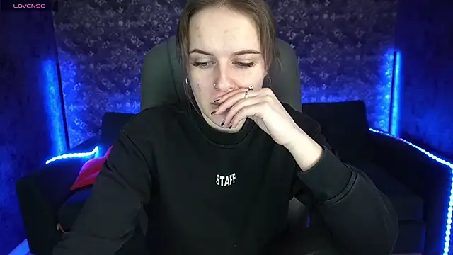 MaribelRiverr  online show from 03-04-25, 06:26