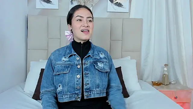 Jaslyn  Smith online show from 03-04-25, 02:21