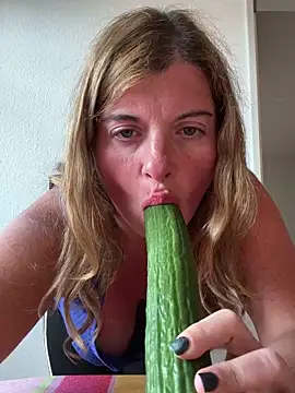 Lombada online show from 10-21-25, 01:23