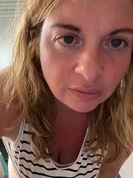 Lombada online show from 06-19-26, 11:41