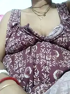 Snapshot of miss-Riy chatting on 12-18-24, 07:19 miss-Riy online show from 12-18-24, 07:19