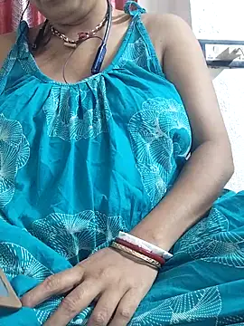 miss-Riy online show from 05-08-26, 05:18