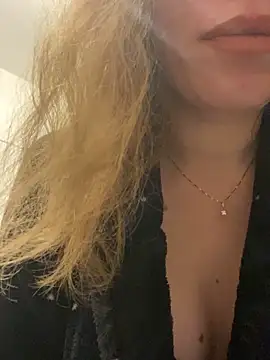 EvaRush online show from 12-20-24, 10:22