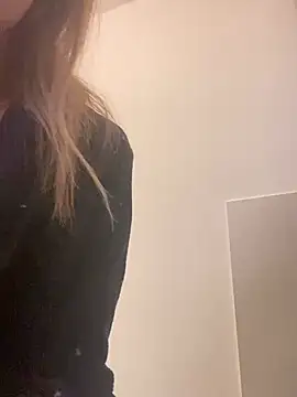 EvaRush online show from 02-06-25, 07:35