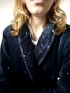 EvaRush online show from 11-06-25, 09:43