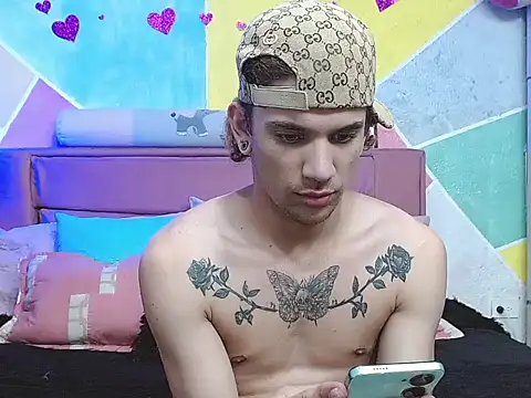 Snapshot of tylor_boy chatting on 10-02-25, 01:56 tylor boy online show from 10-02-25, 01:56