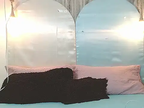 Snapshot of tylor_boy chatting on 12-04-25, 07:00 tylor boy online show from 12-04-25, 07:00