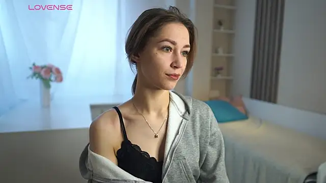 RennieLewis online show from 09-22-25, 03:19