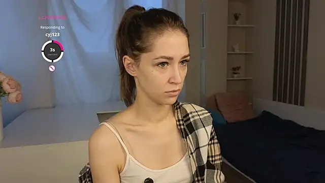 RennieLewis online show from 10-30-25, 04:03