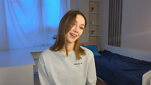 RennieLewis online show from 10-31-25, 03:29