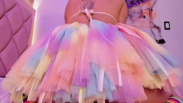 Snapshot of AntonellaQueenn chatting on 10-23-25, 11:42 AntonellaQueenn online show from 10-23-25, 11:42