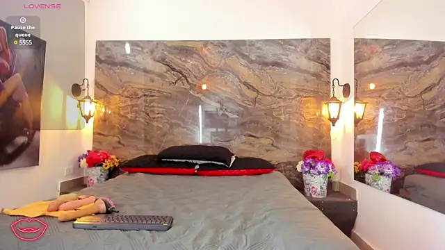 Analiasmith89 online show from 03-04-25, 02:27