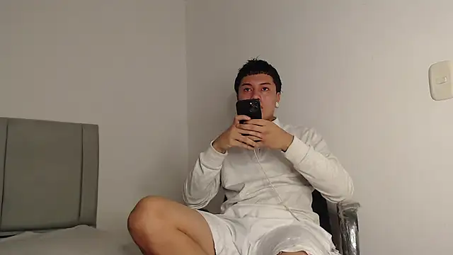 alex-lover online show from 05-08-26, 05:51