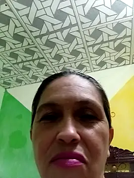 Snapshot of mom_son_dirty chatting on 04-12-26, 02:55 mom son dirty online show from 04-12-26, 02:55
