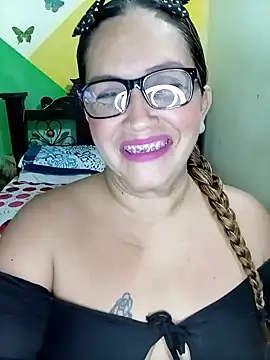 Snapshot of mom_son_dirty chatting on 04-28-26, 11:54 mom son dirty online show from 04-28-26, 11:54