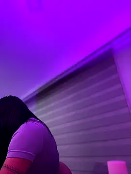 Milff parkerrr online show from 10-27-25, 11:20