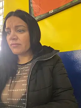 Snapshot of Milff_parkerrr chatting on 03-27-26, 09:36 Milff parkerrr online show from 03-27-26, 09:36