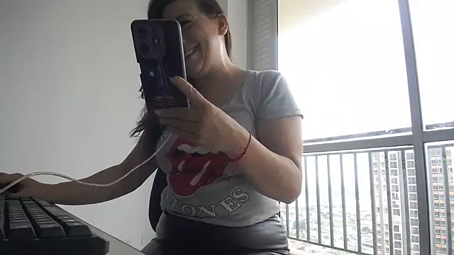 Snapshot of lorenalover24 chatting on 12-03-24, 06:28 lorenalover24 online show from 12-03-24, 06:28