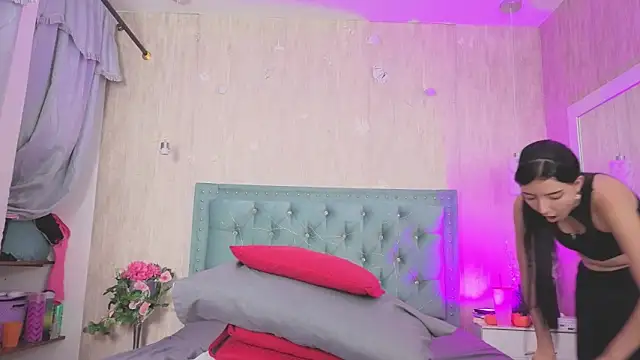 Marcelaa fox online show from 11-18-25, 08:24