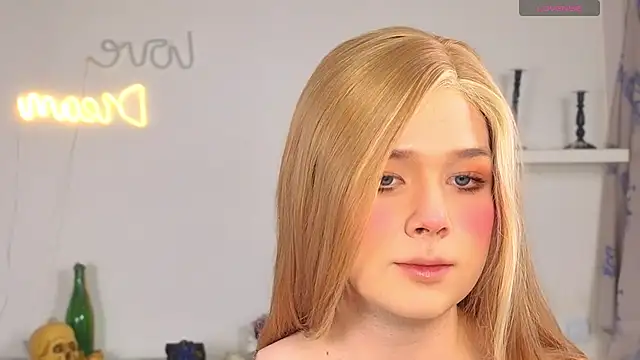  yourFoxy  online show from 10-18-25, 11:55