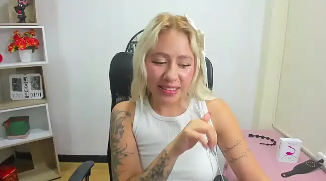 ConstansBlonde online show from 02-05-25, 10:55