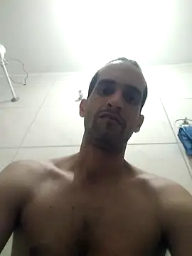 Snapshot of fersex2020 chatting on 10-09-25, 10:08 fersex2020 online show from 10-09-25, 10:08