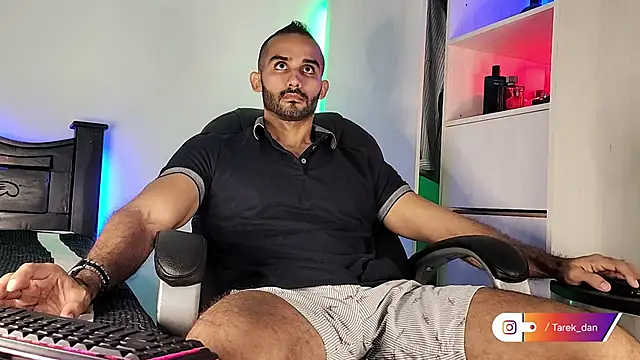 Snapshot of orion1993 chatting on 02-14-25, 01:34 orion1993 online show from 02-14-25, 01:34