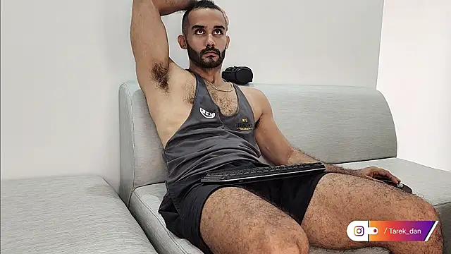 Snapshot of orion1993 chatting on 03-12-25, 11:53 orion1993 online show from 03-12-25, 11:53