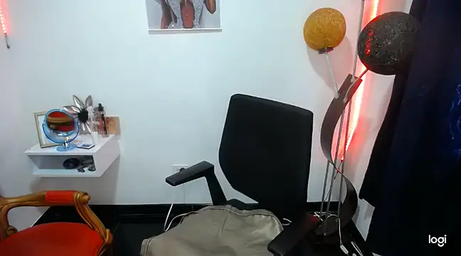mature tammyjones online show from 03-10-25, 04:25