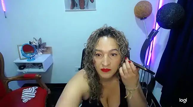 mature tammyjones online show from 03-13-25, 12:46