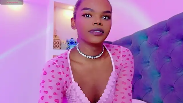 CamiEstrada online show from 10-18-25, 08:20