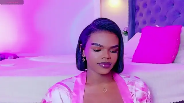 CamiEstrada online show from 10-24-25, 12:52