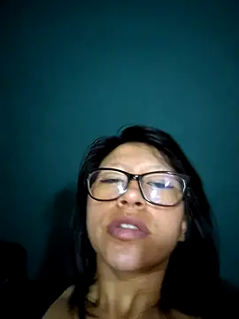 Snapshot of Giviper1 chatting on 12-20-24, 08:06 Giviper1 online show from 12-20-24, 08:06